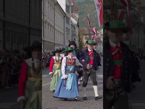 🍇 2025 - Meraner Traubenfest Umzug | Sfilata della Festa dell'Uva di Merano | Meran Grape Festival