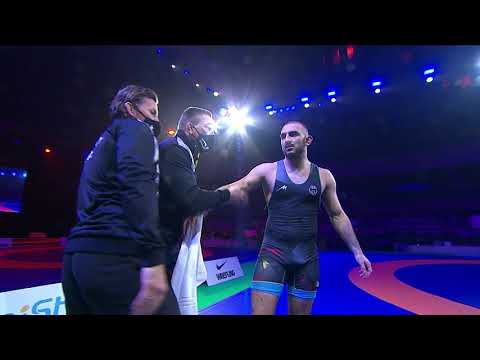BRONZE GR - 82 kg: O. VARGA (CZE) v. R. SCHWARZ (GER)