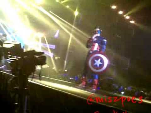 130602 SS5 INA - wonder boy cut [siwon wearing my big glasses]