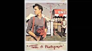 Take a photograph - The life between