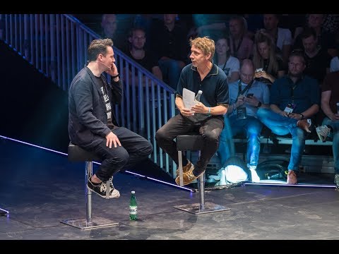 Gilles Peterson with Young Marco on The psychology of DJing | TNW Conference 2018 | #TNW2018