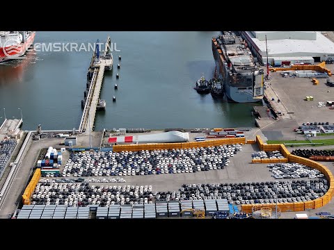 Vrijwel alle onbeschadigde auto's van door brand beschadigd vrachtschip Fremantle Highway gehaald