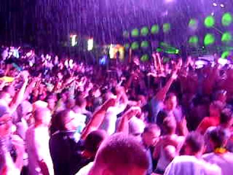 Sunrise Festival Kołobrzeg 2009 - Sobota - Amfiteatr deszcz