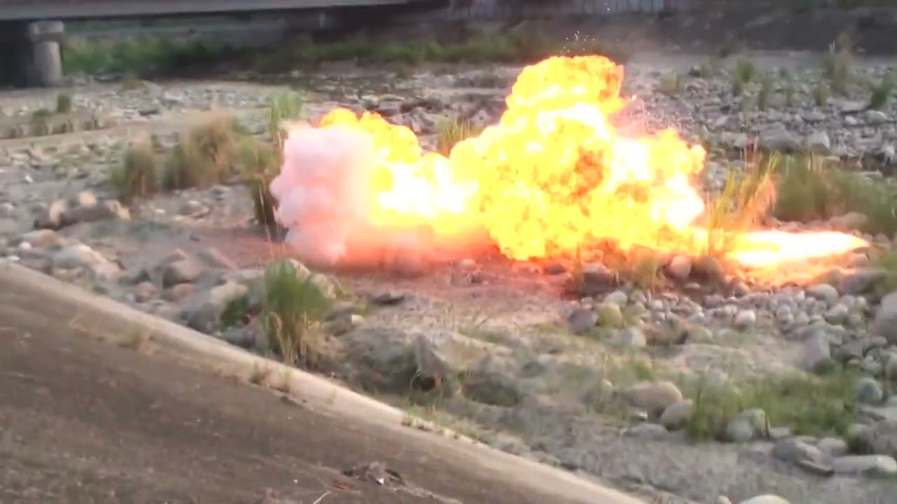 flash powder+3L gasoline=Fireball (10+ years ago)