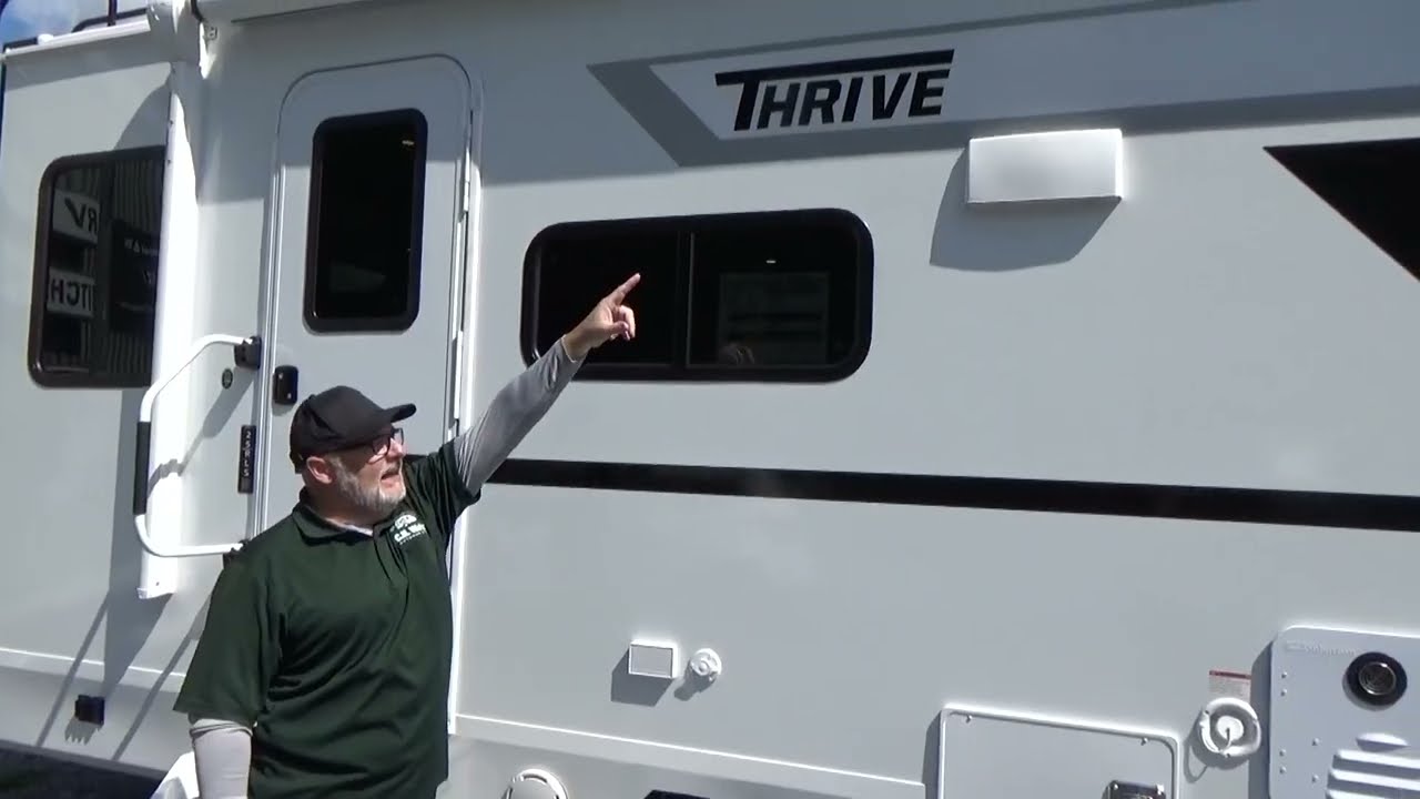 A photo of this 2026 Winnebago THRIVE 25RLS