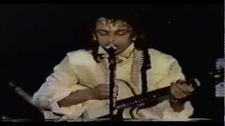 Music video thumbnail preview for Freur - Emeralds And Pearls Live at The Hippodrome by Freur