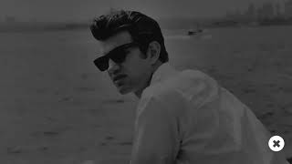 Chris Isaak&#39; Silvertone &quot;Unhappiness&quot; (live)