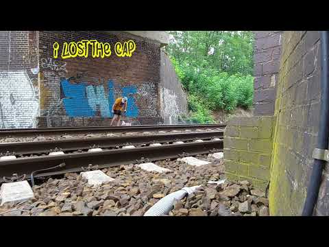 raw Graffiti on the trainline / SMILE / Bombing