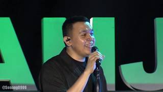 Tulus - Labirin ~ Ruang Sendiri @ Prambanan Jazz 2019 [HD]