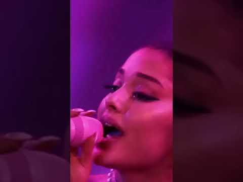 Ariana Grande - 7 Rings live performance 💕 