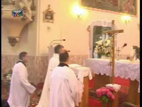 Úrnapi szentmise és körmenet  a Katolikus templomban 2.rész