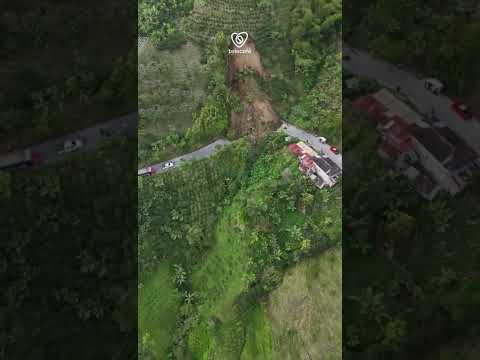 Deslizamiento obliga a posible cierre de la vía Manzanares–Pensilvania por tres días