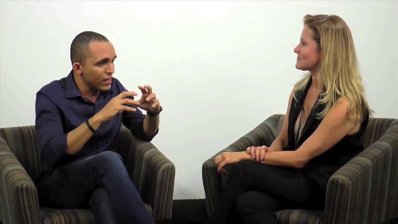 Conrado Adolpho fala como superou a falência.