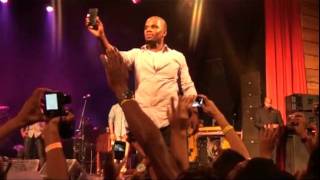Kirk Franklin se emocionando durante Show em São Paulo 2011