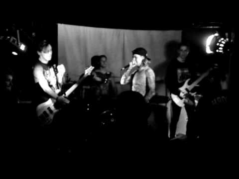 xVICIOUSx (Live at Clermont-Ferrand, FR)