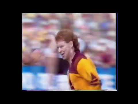 1988 Round 21 - First Quarter - Carlton Blues vs Brisbane Bears at Carrara Oval