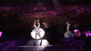 Jonas Brothers - Hold On - 3D Concert Experience