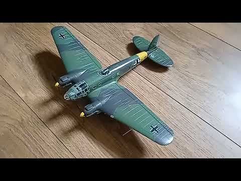 Hobby 2000 Heinkel he 111 Kit review (1:72 scale)