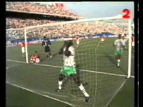 21 – Rashidi Yekini: Nigeria v Bulgaria 1994 – 90 World Cup Minutes In 90 Days