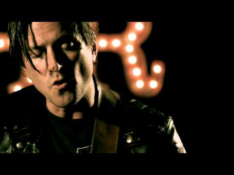 Butch Walker - Bed On Fire (live) video