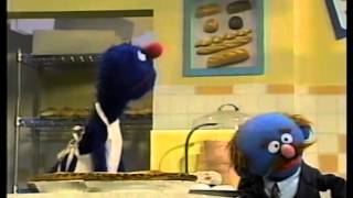 Sesame Street - Grover The Baker (alternate ending)