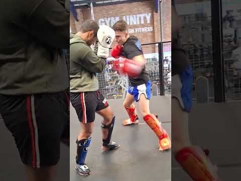Kickboxing Drills. Footwork and movement to move around an opponent when in the pocket #training