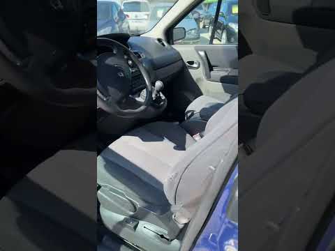 фото renault grand scenic ii 0