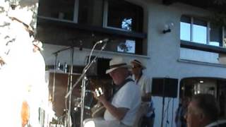 OLD TIME JAZZ BAND Blue Lou.mpg Megève2007