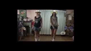 "Ups!" line dance (Santa looked a lot like daddy)