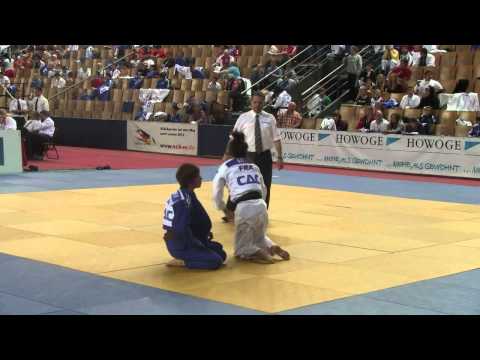 Judo: EJC 2011 Berlin U20w -44kg Nordmeyer (D) vs.Gilly (F)