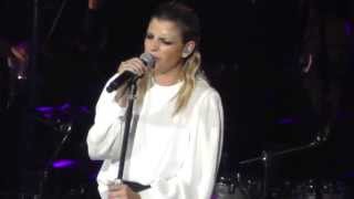 Emma Marrone@Arena di Verona_Resta ancora un pò