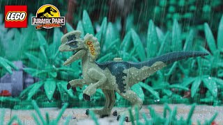 Escape with a Barbasol can | LEGO Jurassic Park 30th anniversary