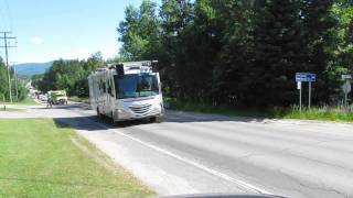 preview picture of video '2011-06-19 Le Grand défi Pierre Lavoie 1000 KM Rt327 Tremblant 3 de 4.mp4'