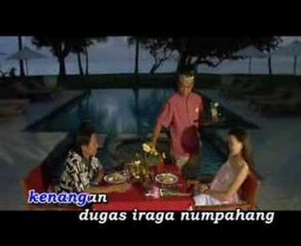 bunga valentine ari kencana