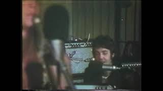 Paul McCartney &amp; Wings - C Moon / Little Woman Love (One Hand Clapping 1974)
