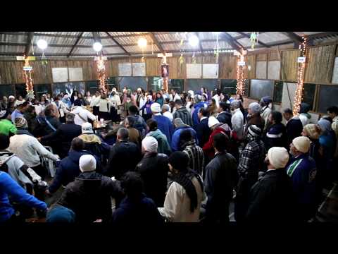 Hino SOMOS TODOS IGUAIS - Hinário O Pequenininho - Céu da Lua Cheia 26/08/2017