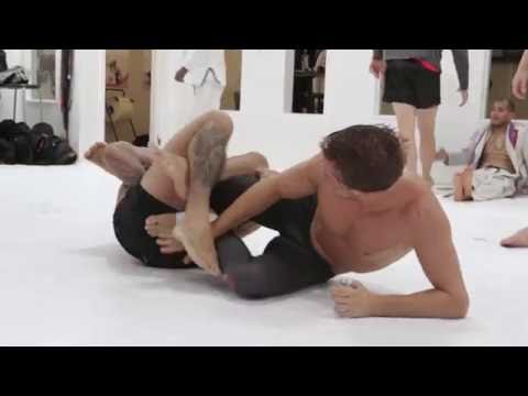 1 min round - Eduardo Teta Rios and Alexander Rio