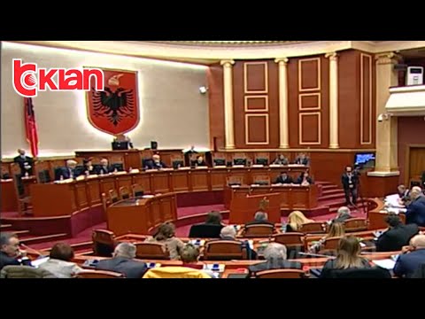 Mazhoranca voton shkarkimet, opozita largohet nga Kuvendi