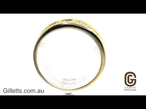 Discontinued: Mens diamond 9ct gold wedding ring