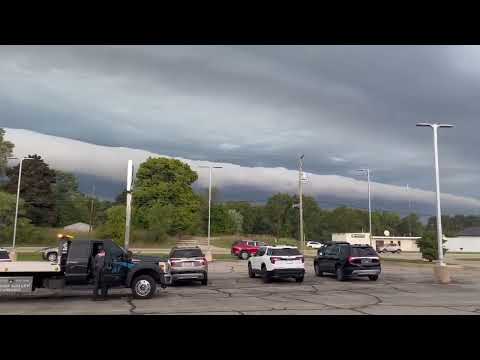 Monster Cloud Looms Over Michigan