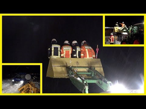 [SCHNEECHAOS] ++ DACH von PFERDESTALL EINGESTÜRZT + Tierrettung + Schneemassen behindern... ++ [E]