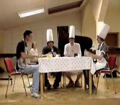 Eine Kleine Tischmusik - by Manfred Menke