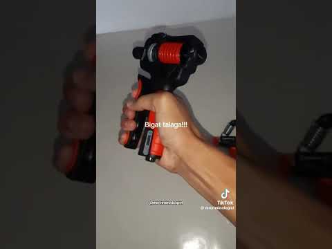 165kg vs 100kg hand gripper #handgrippers #hand #gripper