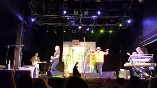 Sawyer Brown intro and Six Days On The Road at Billy Bob's Tecas 11.3.17