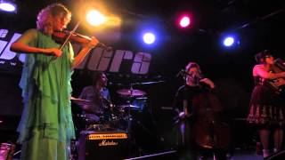 Moulettes - Circle Song - at The Joiners, Southampton on 22/11/2012