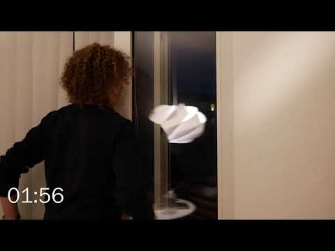 Phillip Devantier - Niels låner sofaen