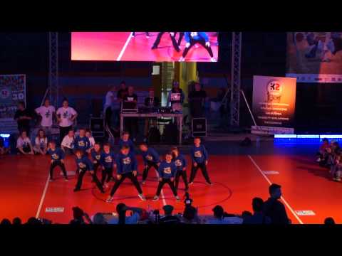 Formacja "Zozole" 4 miejsce 7-9 lar Debiuty Rytm Ulicy Kids 26.04.15r.