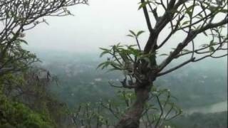 preview picture of video 'Mount Phousi Luang Prabang, Laos'