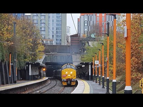 37407 Blackpool Tower 5Q07 thrashes out of Bham New Street rattling Five Ways Station 10/11/2025