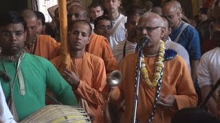 GURU-PUJA with HH Lokanath Swami & HH Gopal Krishna Goswami 30 3 2016